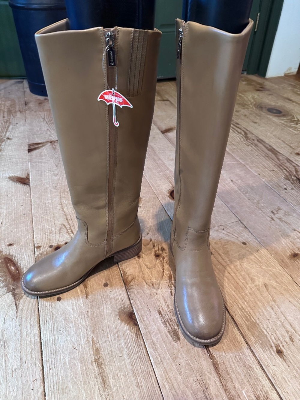 Blondo Women Freya Brown Leather Waterproof Zip Riding Knee Boots sz 9
